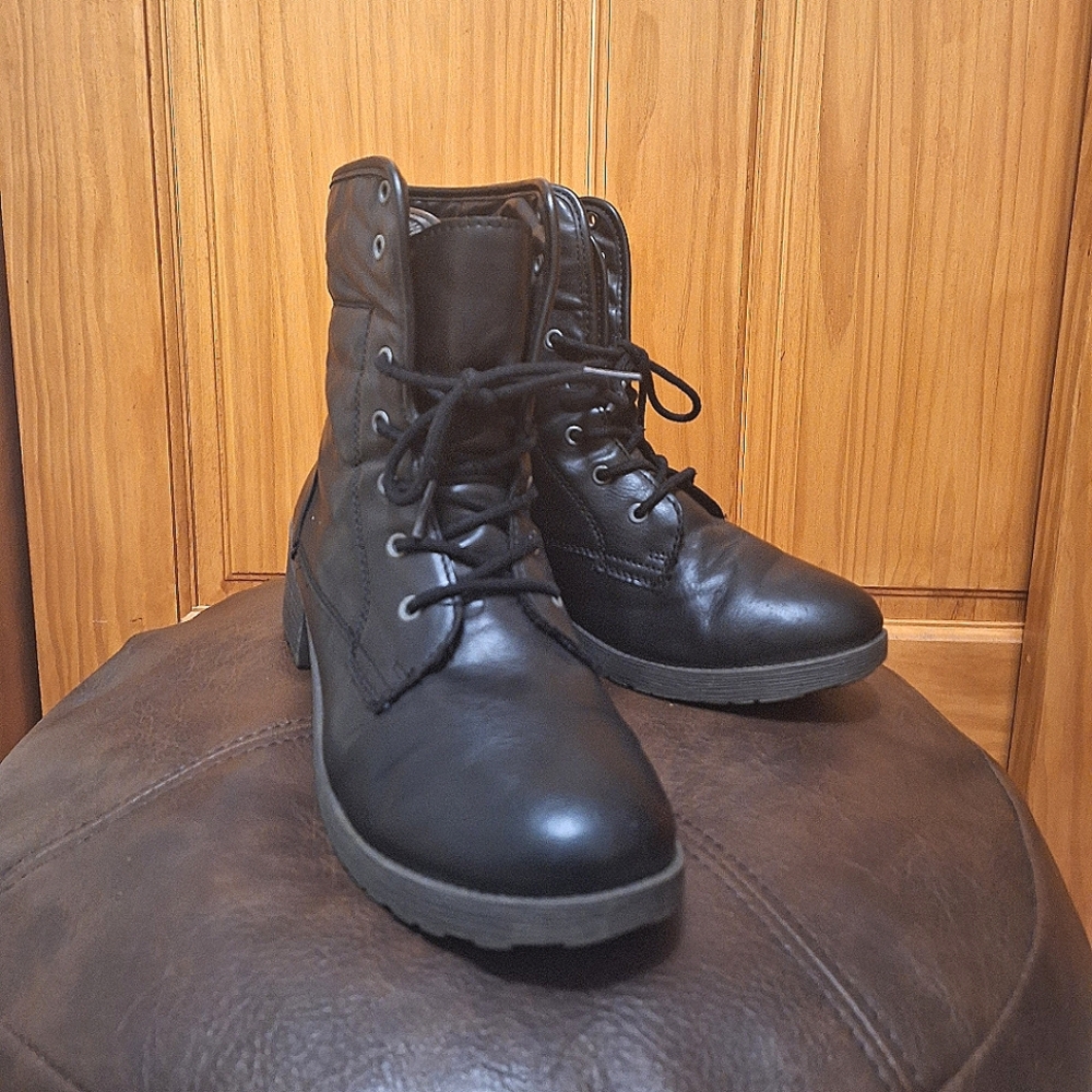 Women's Black Lace-Up Boots